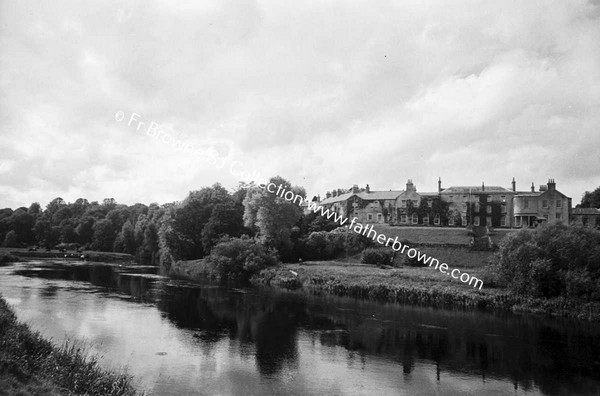 HOUSES FROM RIVER SUIR  WIDE ANGLE AND ORDINARY